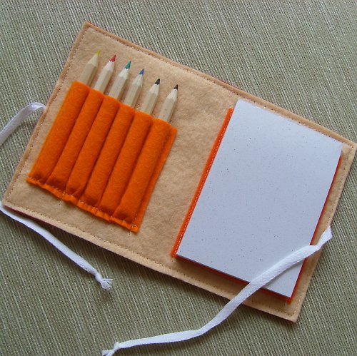 Bloček a pastelky — foto 2