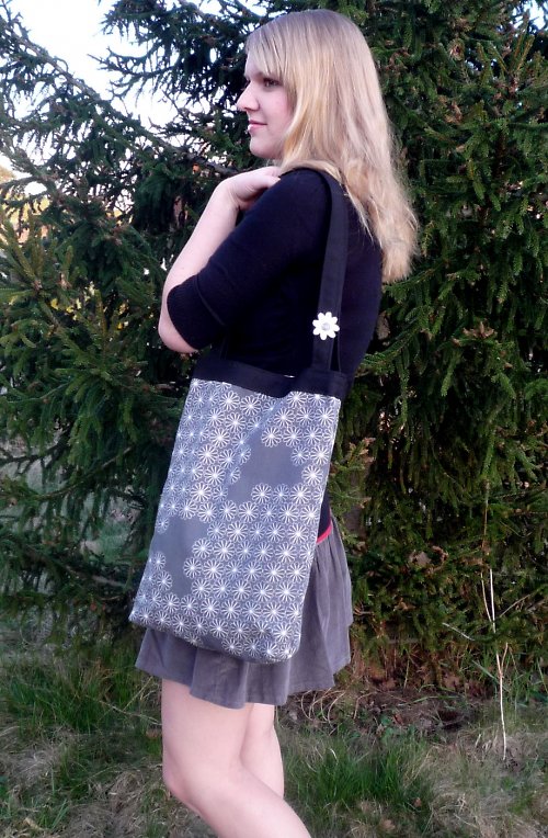 Šedá kytičková — foto 5