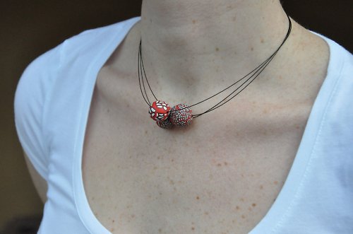 Červená trojka — foto 2