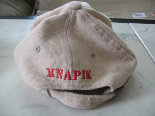 Kšiltovka s výšivkou — foto 2
