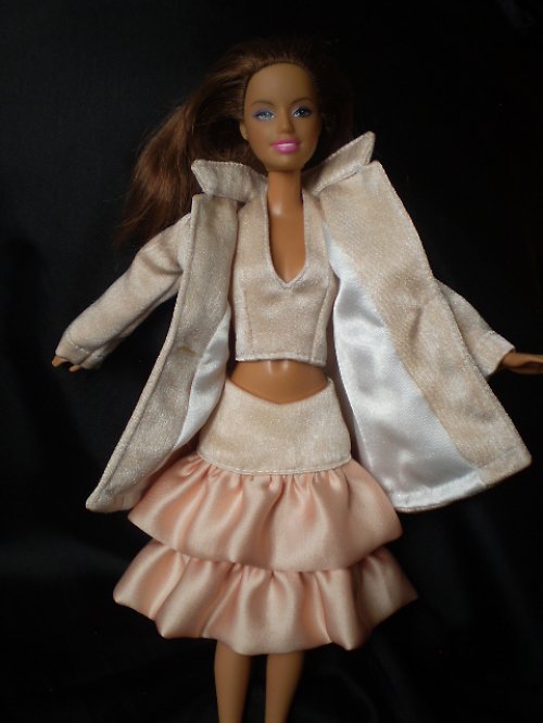 Kostýmek na barbie — foto 2