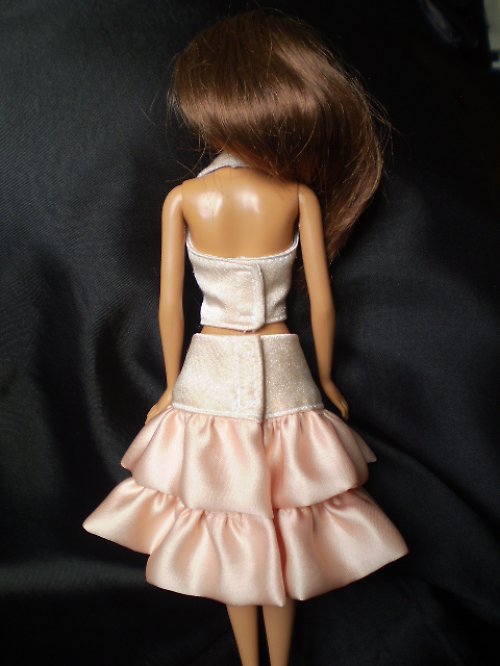 Kostýmek na barbie — foto 4