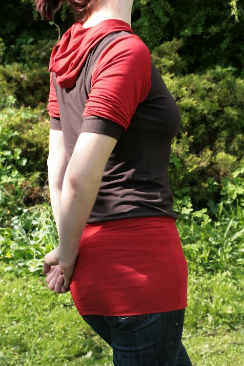 Triko červenohnědé — foto 4