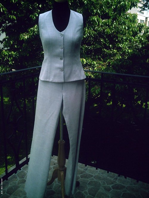 Vesta a kalhoty vel.38 — foto 2