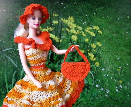 Pomerančové šaty pro Barbie — foto 4