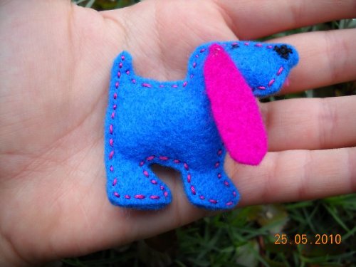 Mini brož psíček Modrásek — foto 2