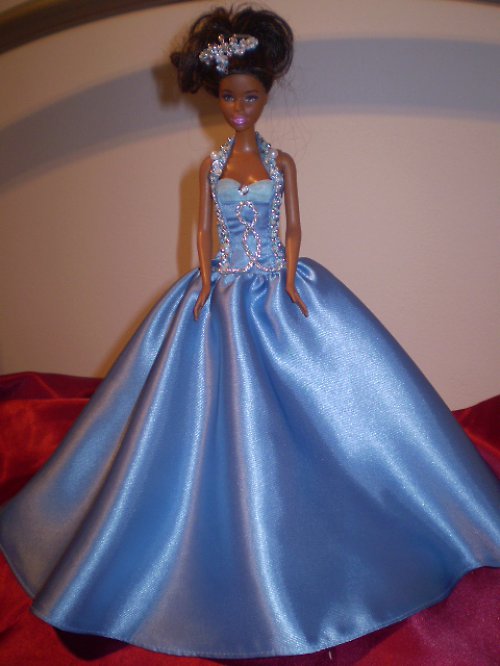Šatičky na barbie se závojem — foto 2