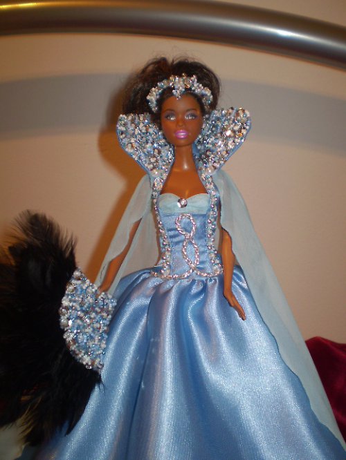 Šatičky na barbie se závojem — foto 5