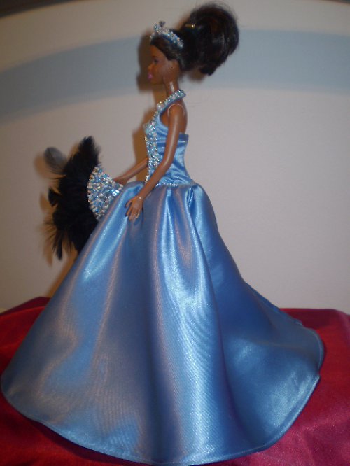 Šatičky na barbie se závojem — foto 6