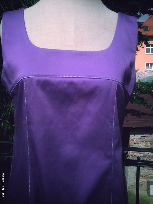 Pouzdrové šaty — foto 3