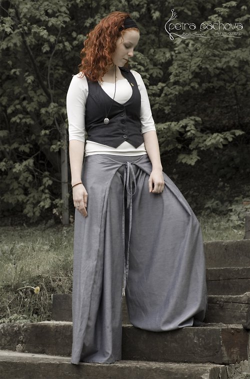 "širokáče" šedé — foto 2