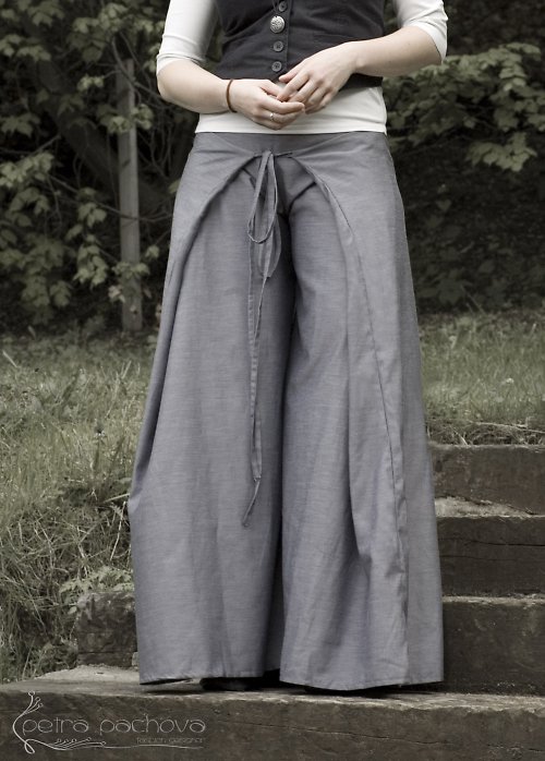 "širokáče" šedé — foto 3