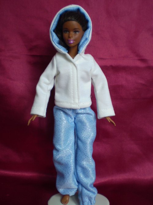 Tepláková souprava na barbie — foto 2