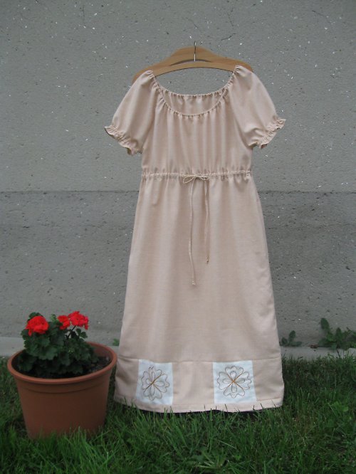 Šaty s ornamenty — foto 4