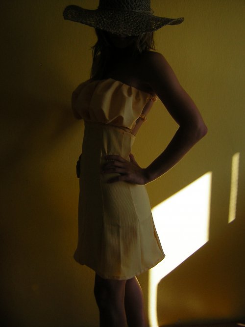 Šaty, které zvětší poprsí :) — foto 3
