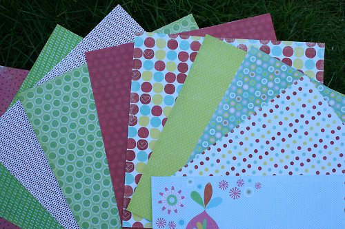 Sada scrap papírů 12 ks "Puntikatá V" — foto 4