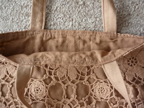 Světlehnědé kvítí — foto 3