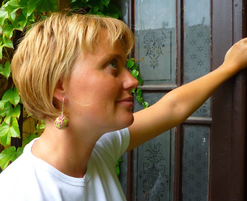 Vyšívané plstěné kuličky — foto 3