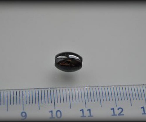 Magnetický hematit - oliva 6x9 mm - 2 ks — foto 2