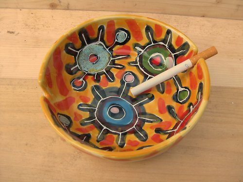 Popelník — foto 3