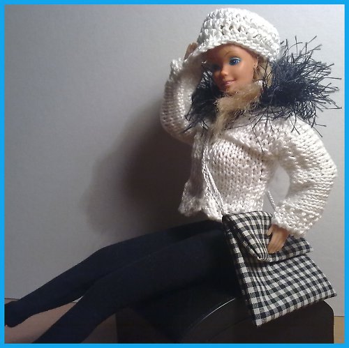 Barbie - Black&White v zimě — foto 4