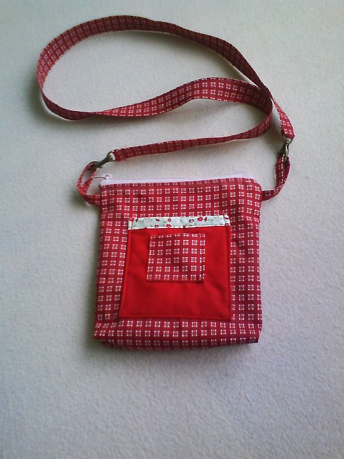 Taštička červená — foto 2