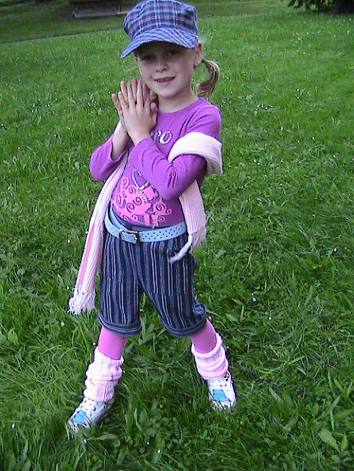Jeans Look - Kraťasy + Bekovka — foto 3