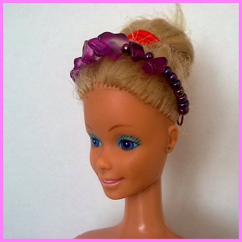 Fialkový náhrdelník / čelenka pro Barbie — foto 4