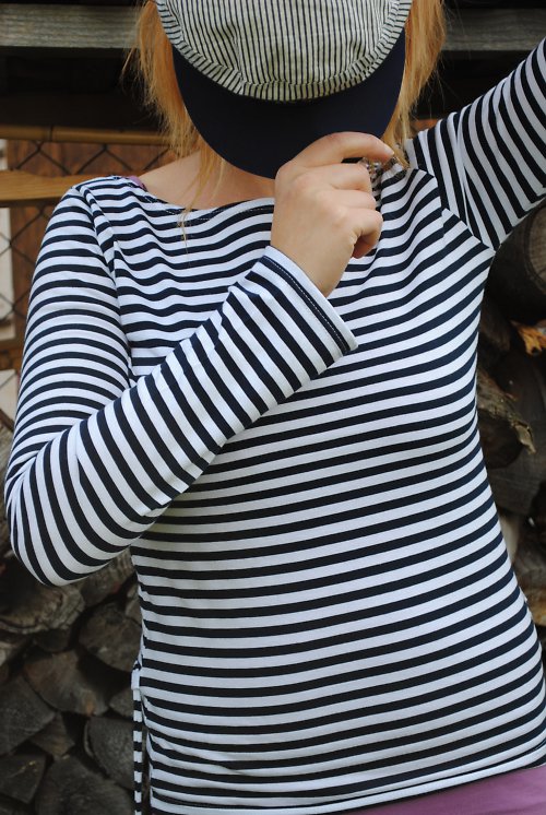 Jedenouché pruhaté ve velikosti S — foto 5