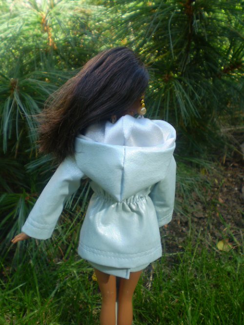 Kostýmek na barbie — foto 3