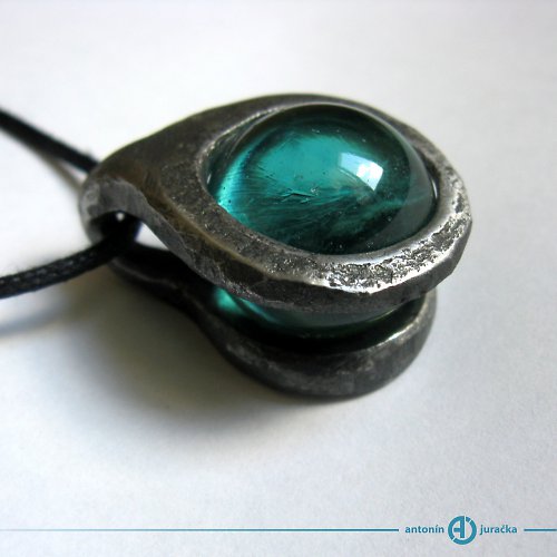 Kovaný přívěsek (nebo talisman?) — foto 2