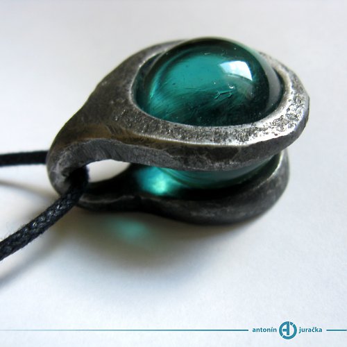Kovaný přívěsek (nebo talisman?) — foto 3