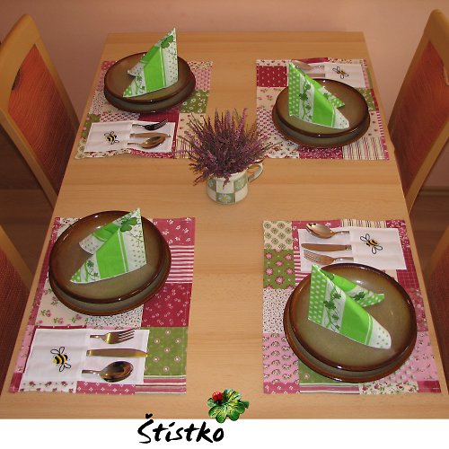 Prostírání s kapsami - Čmeláčí patchwork — foto 3