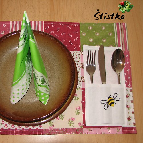 Prostírání s kapsami - Čmeláčí patchwork — foto 4