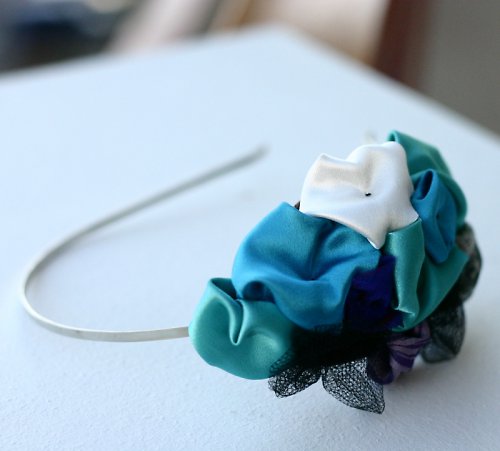Modro-fialová elegantní čelenka — foto 2