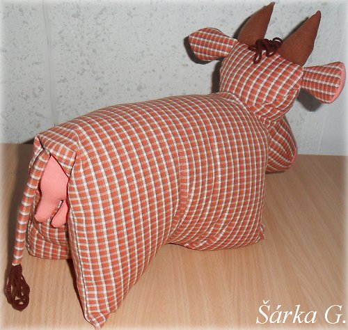 Kravka Julča Polštářková — foto 2