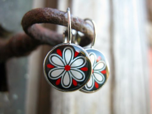 Červenobílé kytičky — foto 3