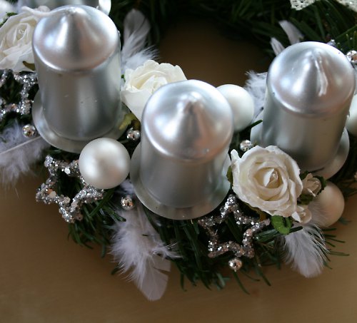 Adventní věneček stříbrnobílý — foto 4