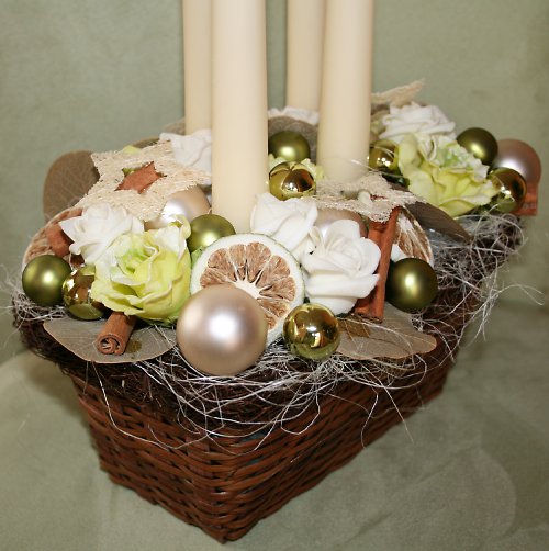 Adventní svícen zelinkavý — foto 5
