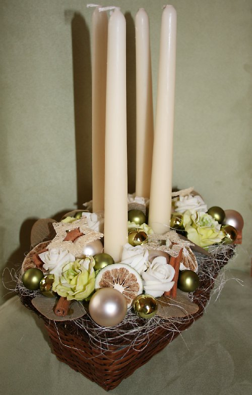 Adventní svícen zelinkavý — foto 6