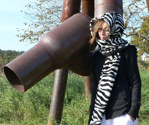 Zebrovaná kapuce — foto 2