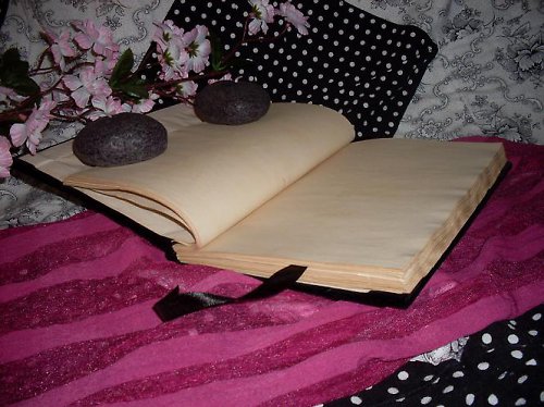 Deník černý s vyvýšenými rohy — foto 3