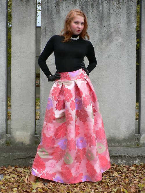 Společenská sukně — foto 2
