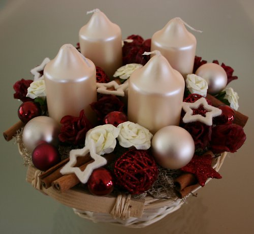 Adventní svícen vínovokrémový — foto 2