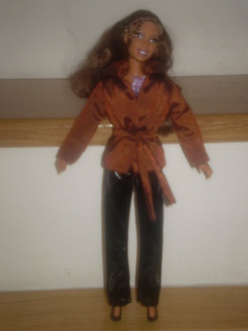Bundička, kalhoty a tričko pro Barbie — foto 2