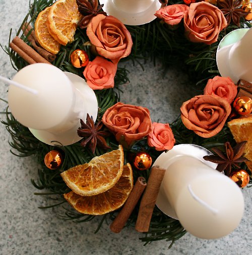 Adventní věneček do oranžova — foto 3