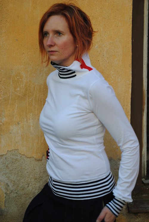 Veselé triko ve velikost S — foto 4