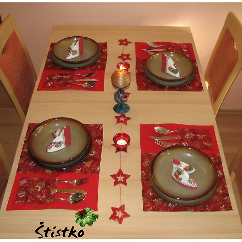 Vánoční prostírání s kapsami — foto 2