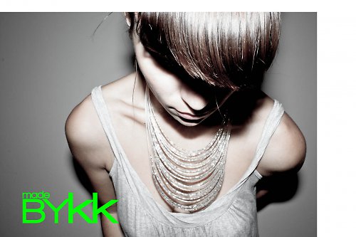 NÁHRDELNÍK 001 — foto 2