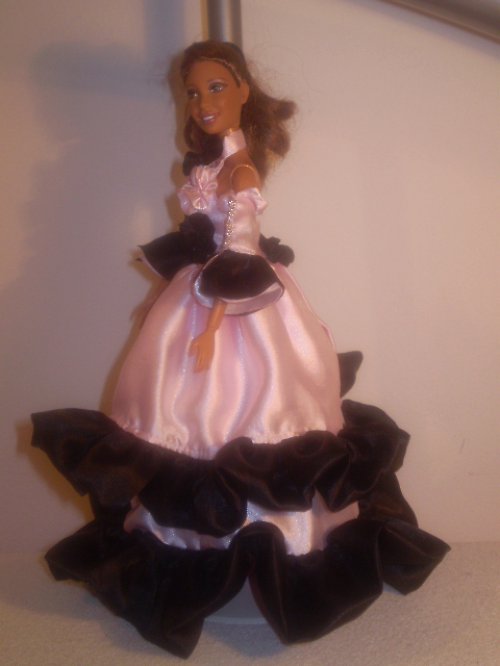 Šatičky na Barbie — foto 2